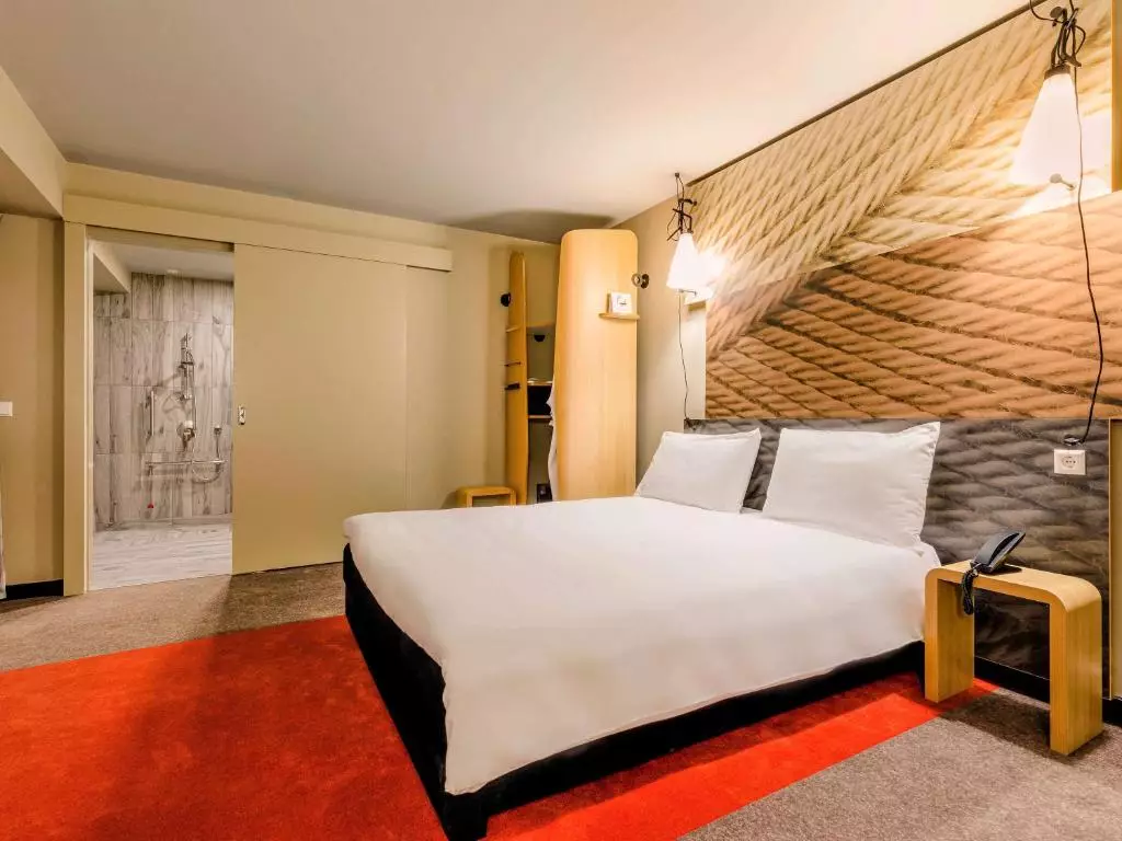 اتاق IBIS STADIUM